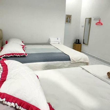Roomstay Tokbah Demuara Kuala Besut Exterior photo